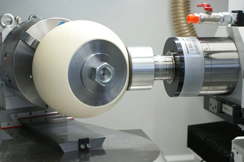 No conoces el funcionamiento estándar del procesamiento de piezas de precisión.